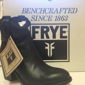 BRAND NEW TABITHA PULL ON BOOTS